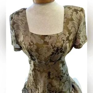 Donna Ricco New York vintage dress. Stunning on its simple yet elegant!